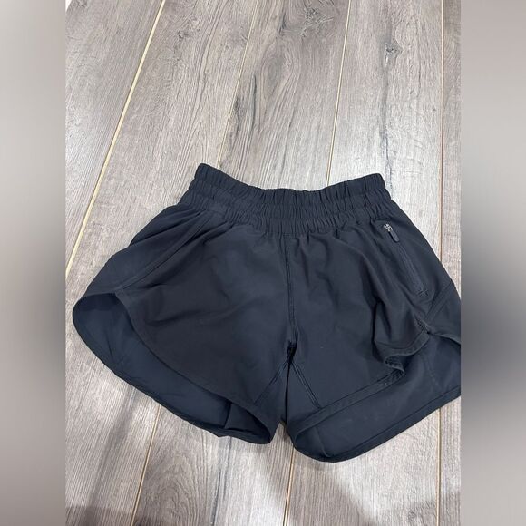 Lululemon Tracker Short V 4” - Picture 1 of 3